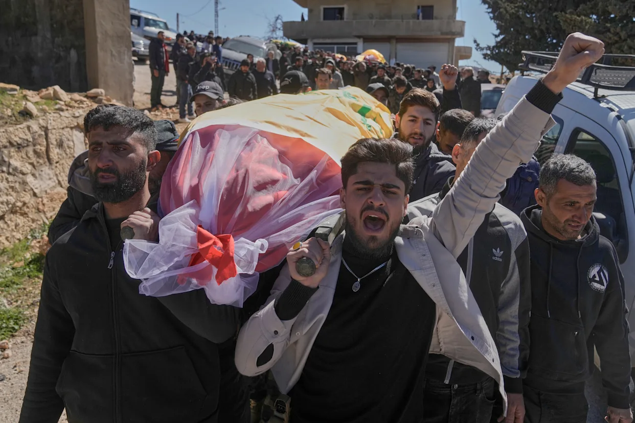 Iranian IRGC’s Ties to Hezbollah Deepen Tensions in Lebanese Politics